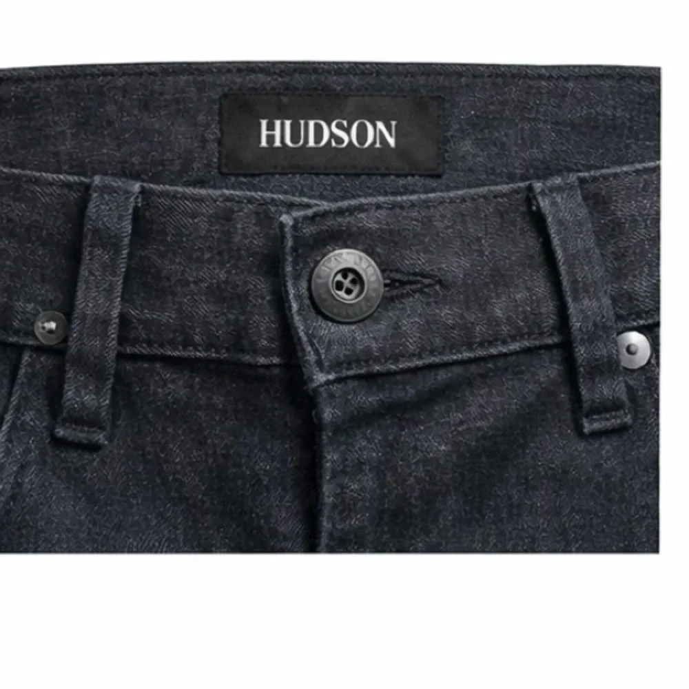 Men’s Hudson Blake Slim Straight jeans in a versatile dark wash.